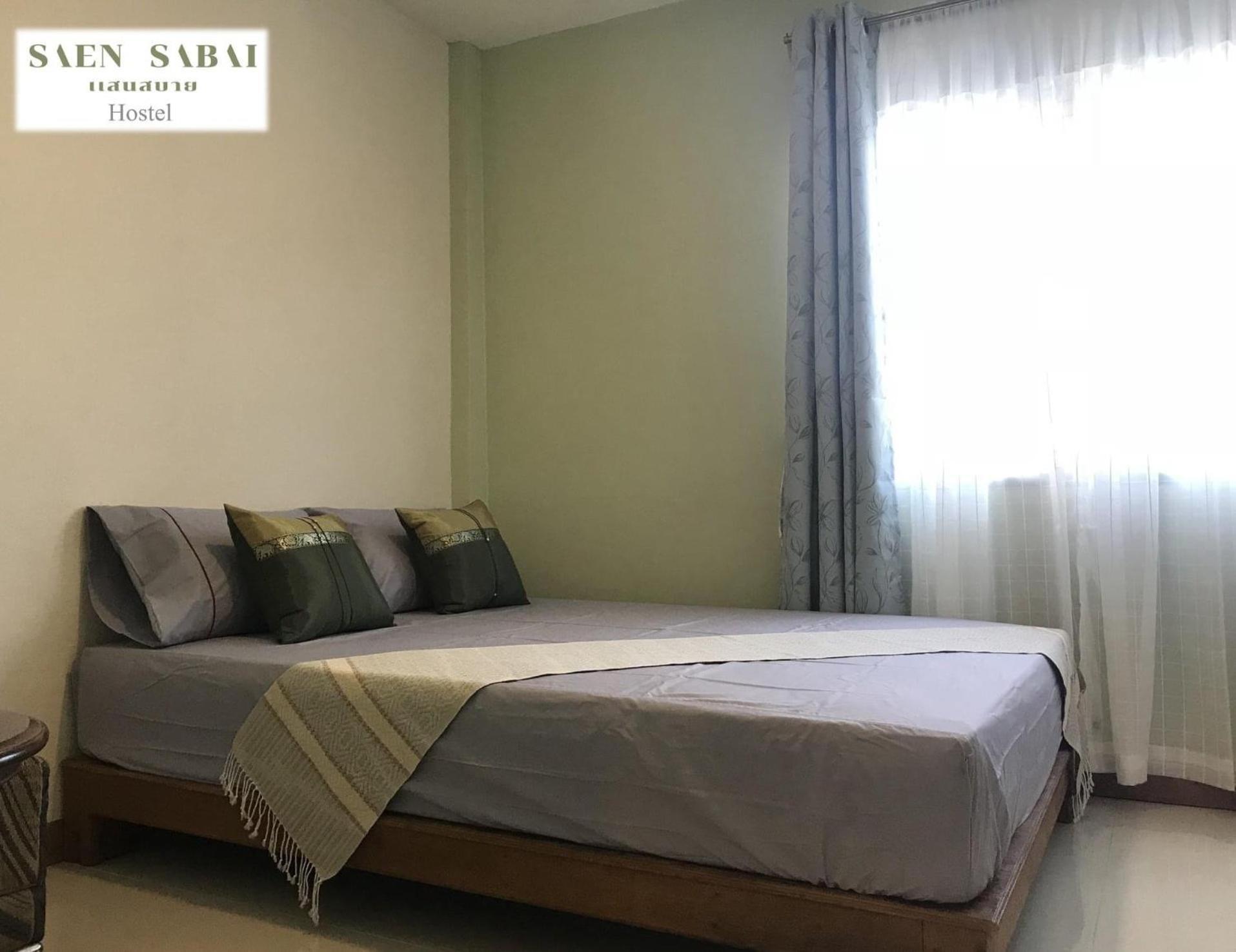 Saen Sabai Hostel Бангкок Экстерьер фото